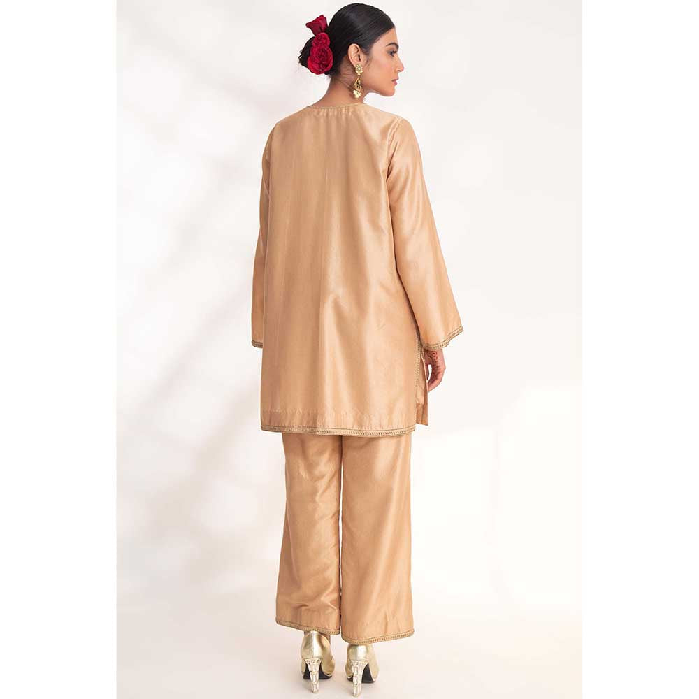 CHHAYA MEHROTRA Beige Aavya Kurti with Pant (Set of 2)