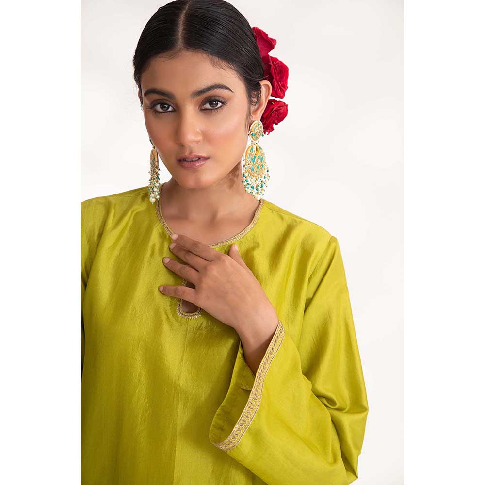 CHHAYA MEHROTRA Green Aavya Kurti with Pant (Set of 2)