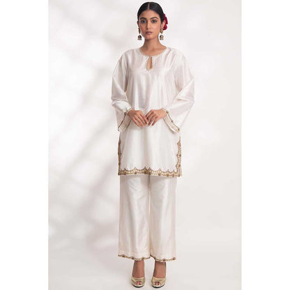 CHHAYA MEHROTRA Ivory Lekha Kurti with Pant (Set of 2)