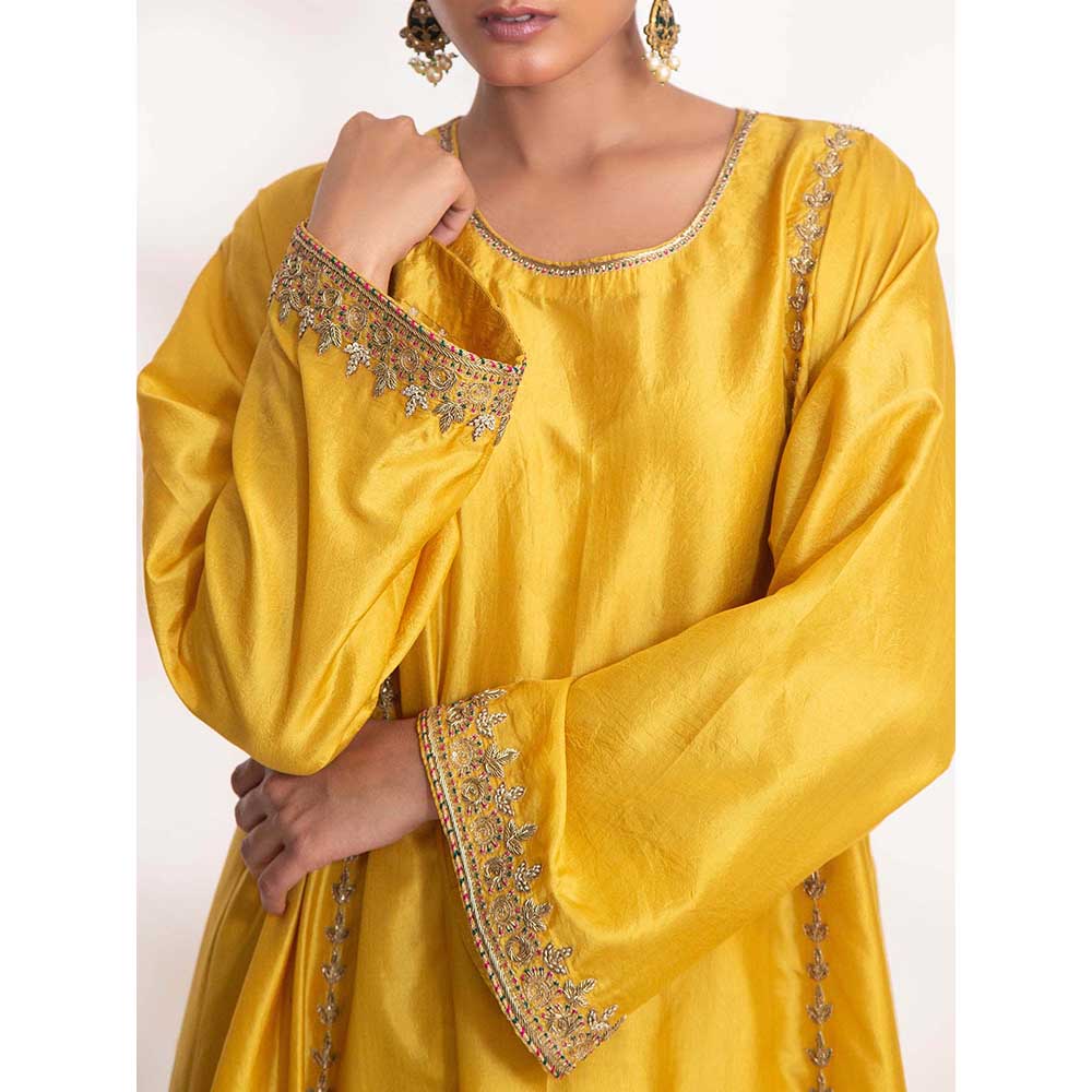 CHHAYA MEHROTRA Yellow Kanak Kurta with Pant (Set of 2)