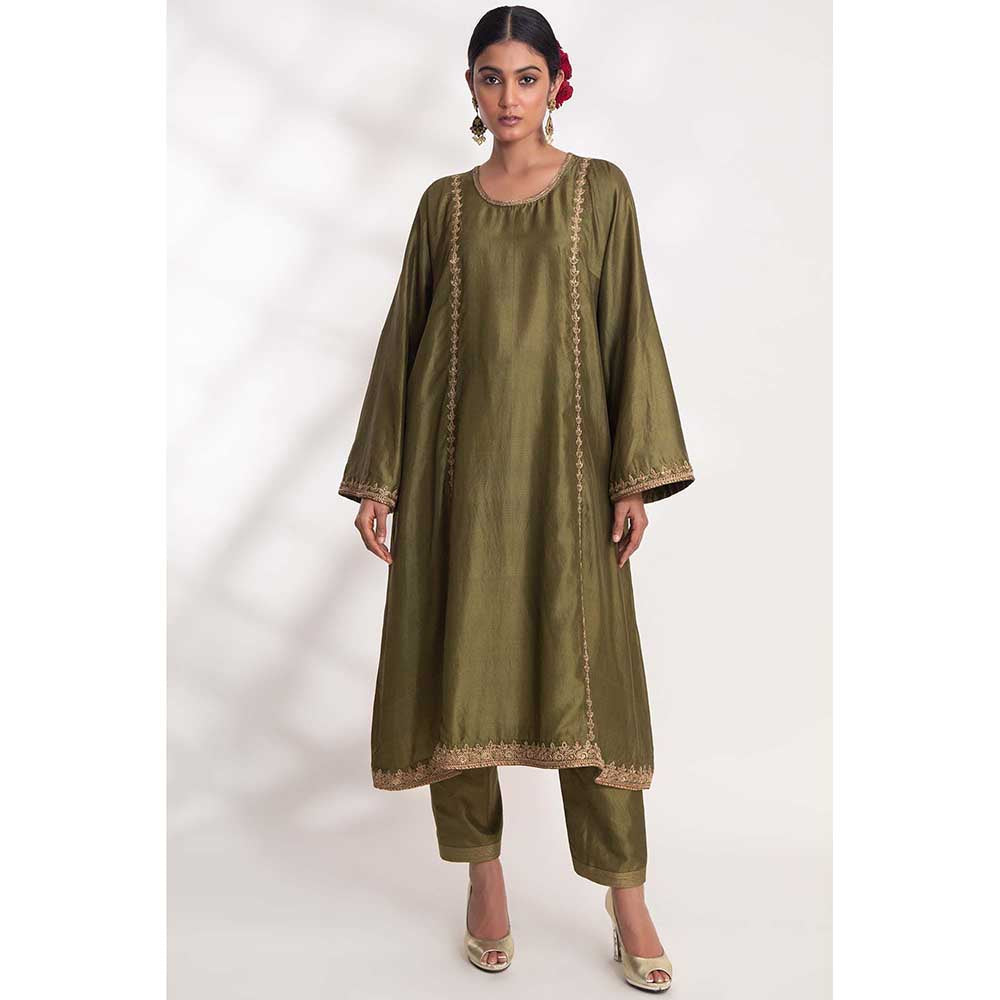 CHHAYA MEHROTRA Green Kanak Kurta with Pant (Set of 2)