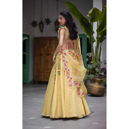 CHHAYA MEHROTRA Yellow Sunehri Lehenga with Blouse and Dupatta (Set of 3)