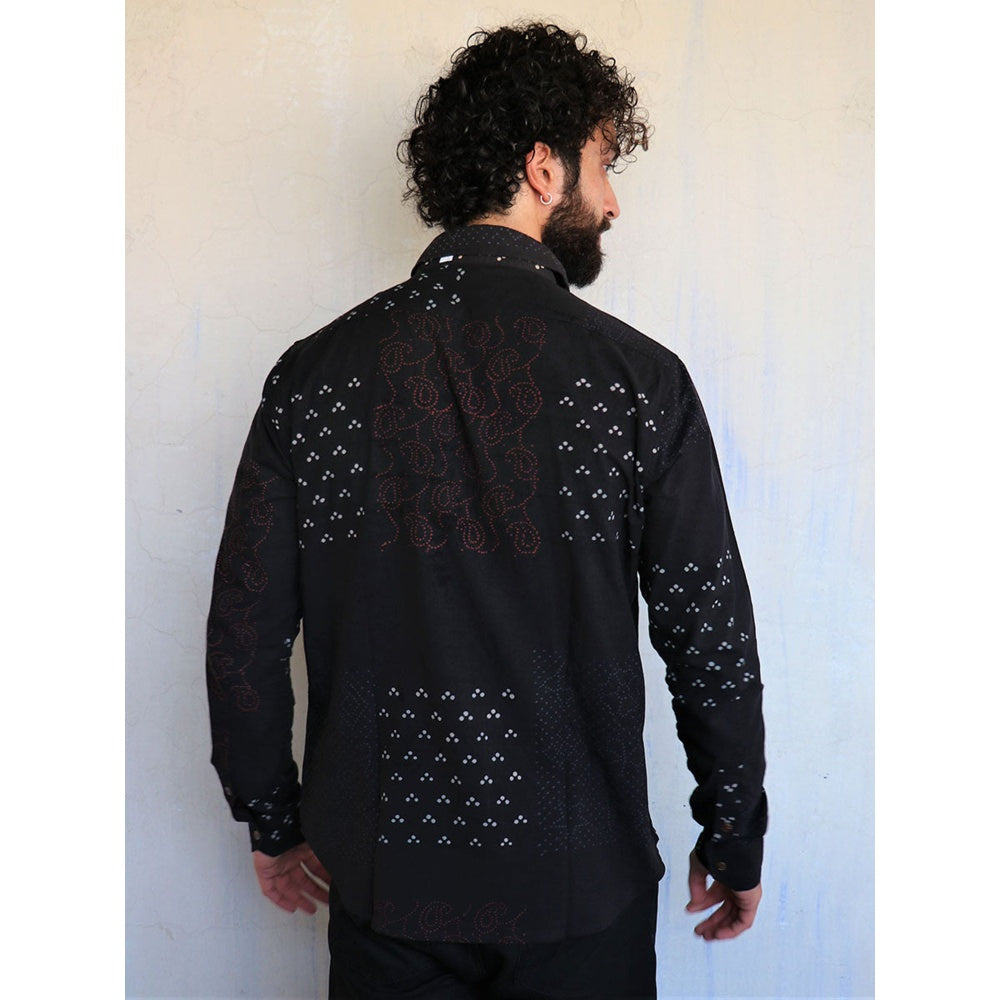 Chidiyaa Black Paisley Motif Block printed Shirt