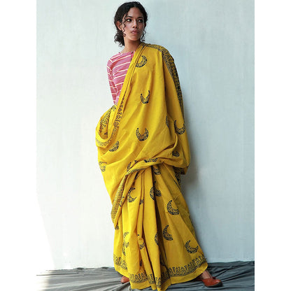 Chidiyaa Daisy Cotton Saree Fmtm with Unstitched Blouse