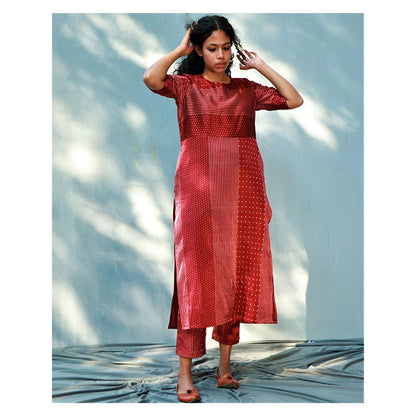 Chidiyaa Noor Mashru Silk Kurta Saahiba (Set of 2)