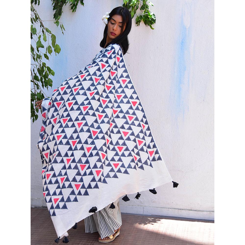 Chidiyaa Vanilla Moon Twilight Sparkle Handblock Printed Mulmul Cotton Saree with Unstitched Blouse