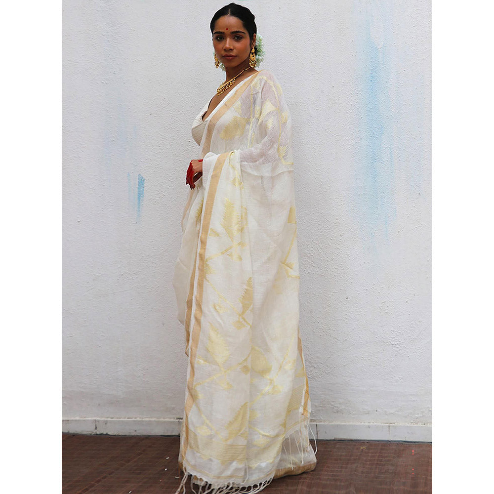 Chidiyaa Juhi Mogra Albina Jamdani Handwoven Linen Saree with Unstitched Blouse