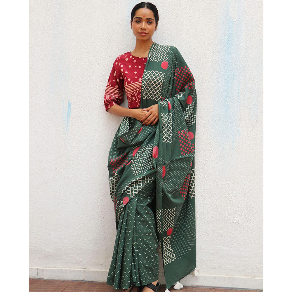 Chidiyaa Paakhi Juliet'S Waltz Green Hand Block Printed Cotton Saree with Unstitched Blouse