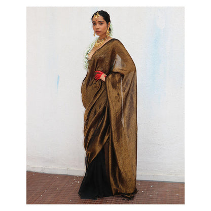 Chidiyaa Chandni Raatein Mrinal Handwoven Linen Zari Saree with Unstitched Blouse