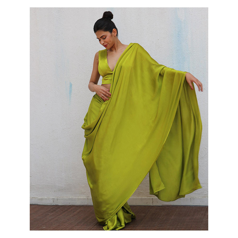 Chidiyaa Green Cari Modal Silk Saree