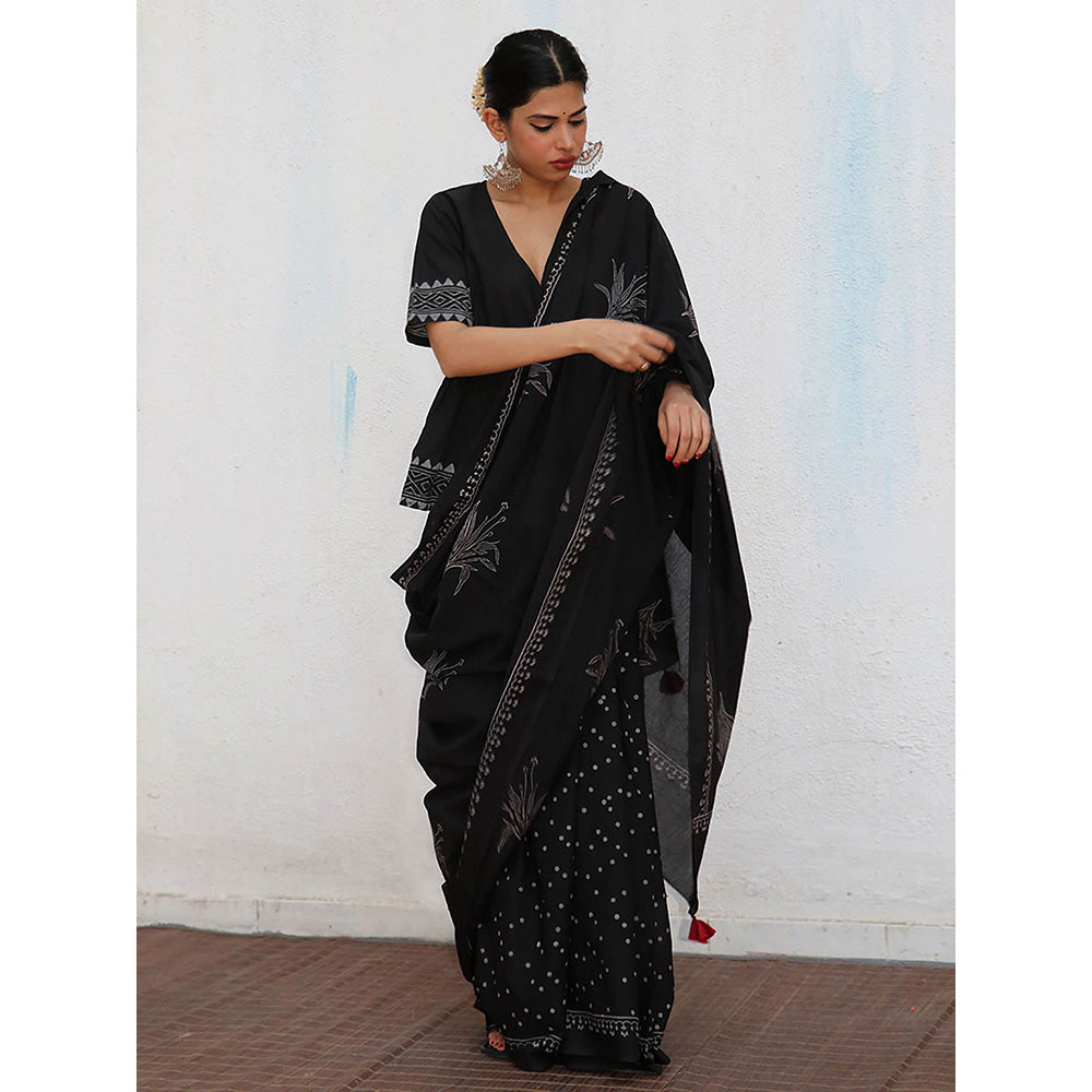Chidiyaa Nomad Isla Cotton Saree with Unstitched Blouse