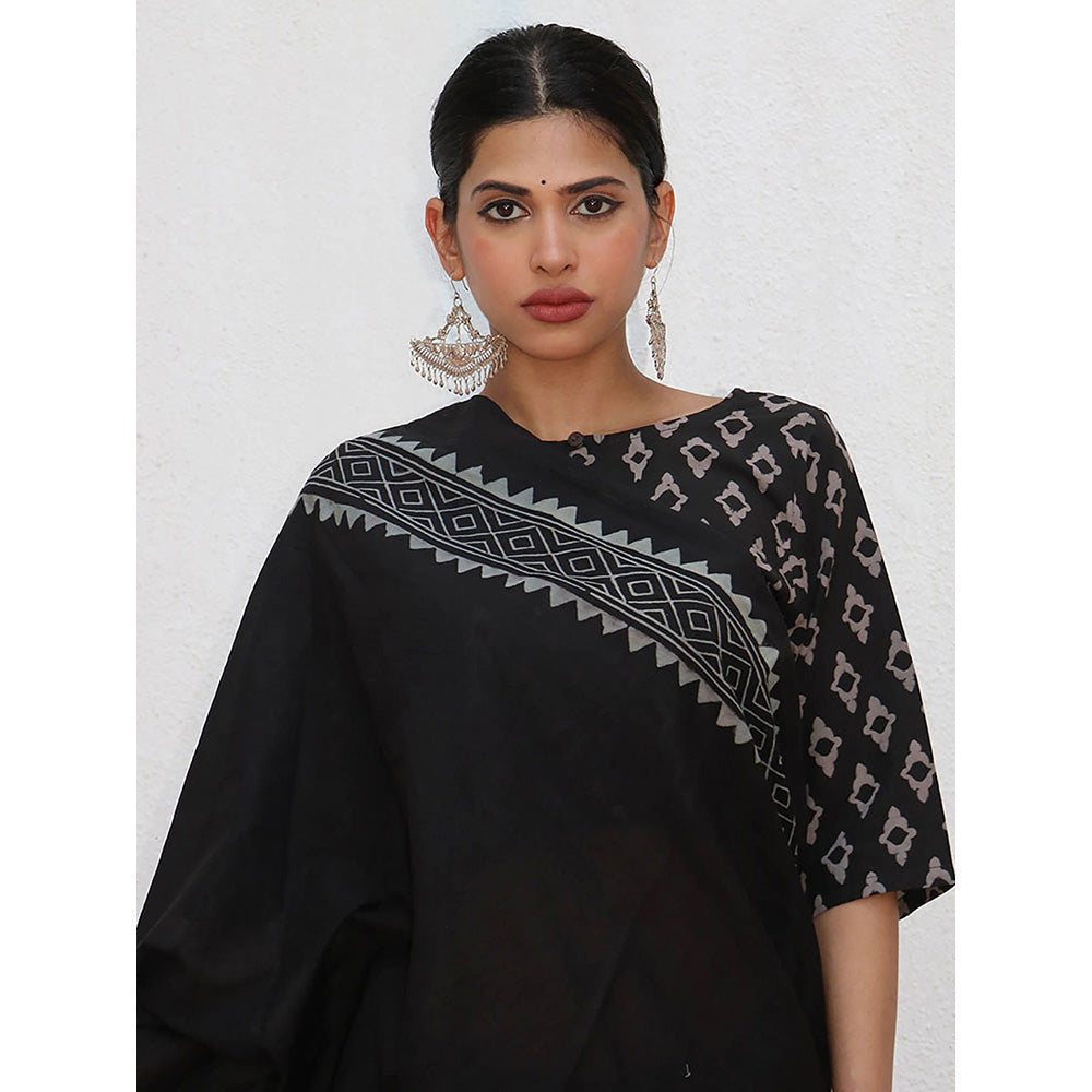 Chidiyaa Nomad Barbara Cotton Saree with Unstitched Blouse