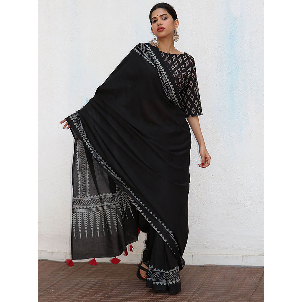 Chidiyaa Nomad Barbara Cotton Saree with Unstitched Blouse