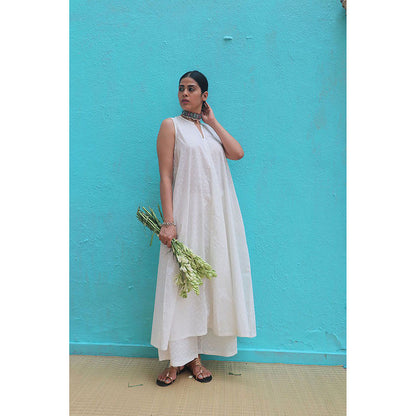 Chidiyaa Safed Pakeezah Cotton Kurta With Palazzo (Set of 2)