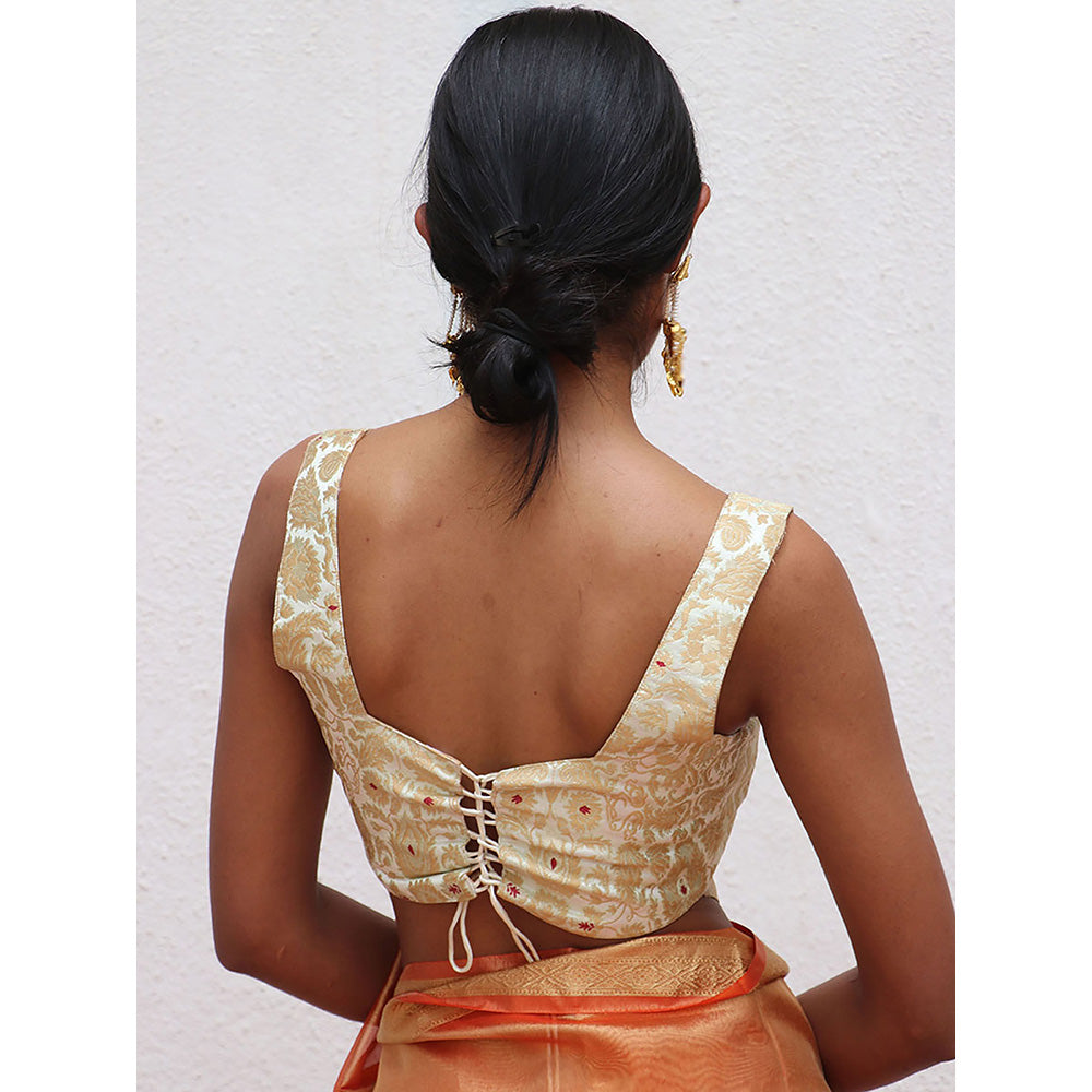 Chidiyaa Nargiz Safeeda Khimkab Off White Brocade Embroidered Stitched Blouse