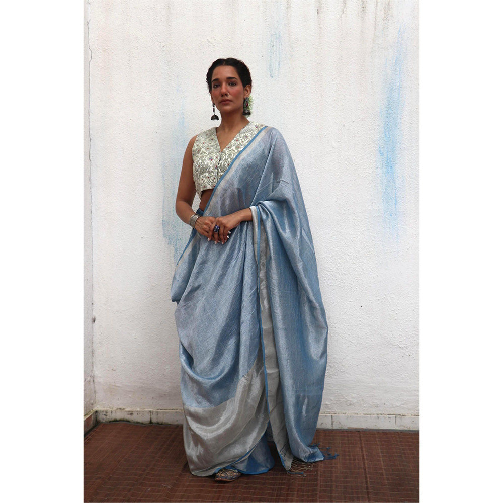 Chidiyaa Jheel Mazha Handwoven Linen Zari Saree without Blouse