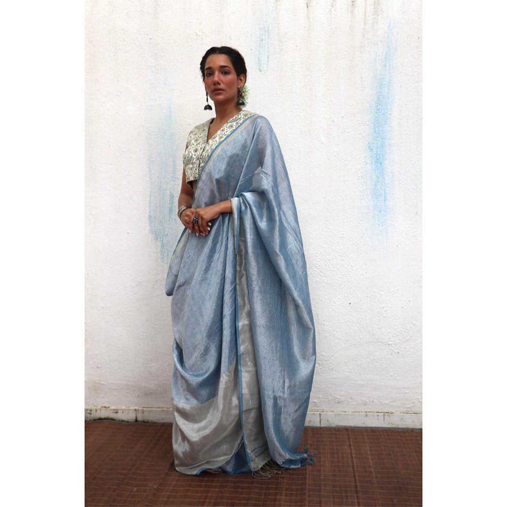 Chidiyaa Jheel Mazha Handwoven Linen Zari Saree without Blouse