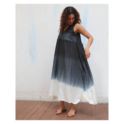 Chidiyaa Daydreaming In Monochrome Blackberry Matcha Printed Cotton Dress