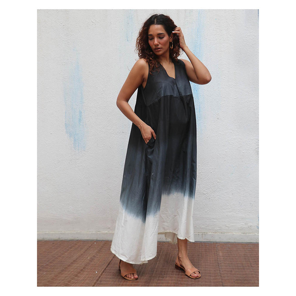 Chidiyaa Daydreaming In Monochrome Blackberry Matcha Printed Cotton Dress