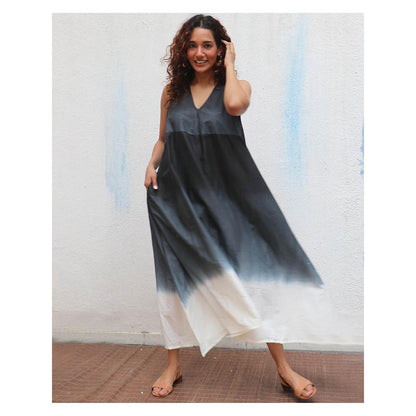 Chidiyaa Daydreaming In Monochrome Blackberry Matcha Printed Cotton Dress