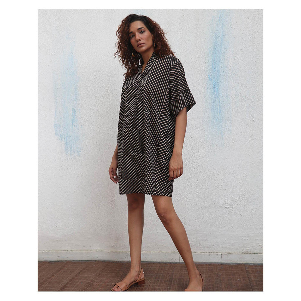 Chidiyaa Daydreaming In Monochrome Almond Butter Printed Cotton Dress