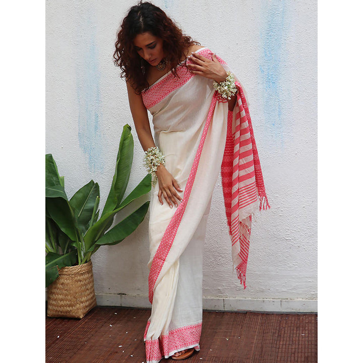 Chidiyaa Uma Vaarahi Handwoven Linen Cotton Jamdani Saree with Unstitched Blouse