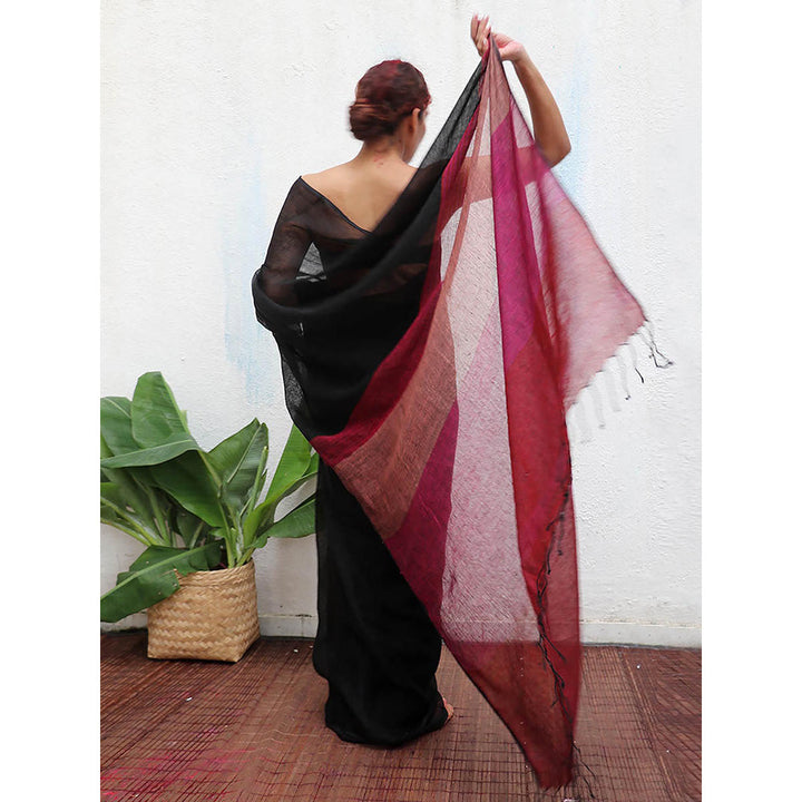 Chidiyaa Kaali Maheshwari Handwoven Linen Saree with Unstitched Blouse