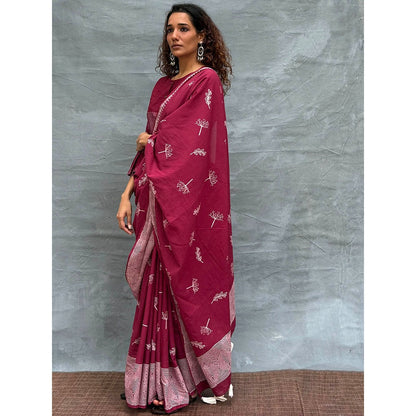 Chidiyaa Women Maroon Pure Cotton Printed Saree with Unstitched Blouse