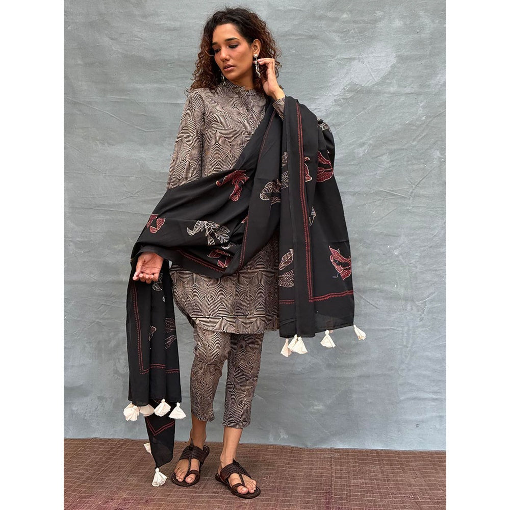 Chidiyaa Black Soil Drifting Through Dawn Printed Cotton Dupatta