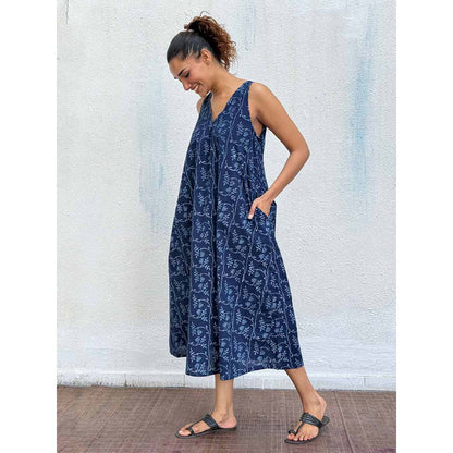Chidiyaa Navy Blue Blockprinted Cotton Dress