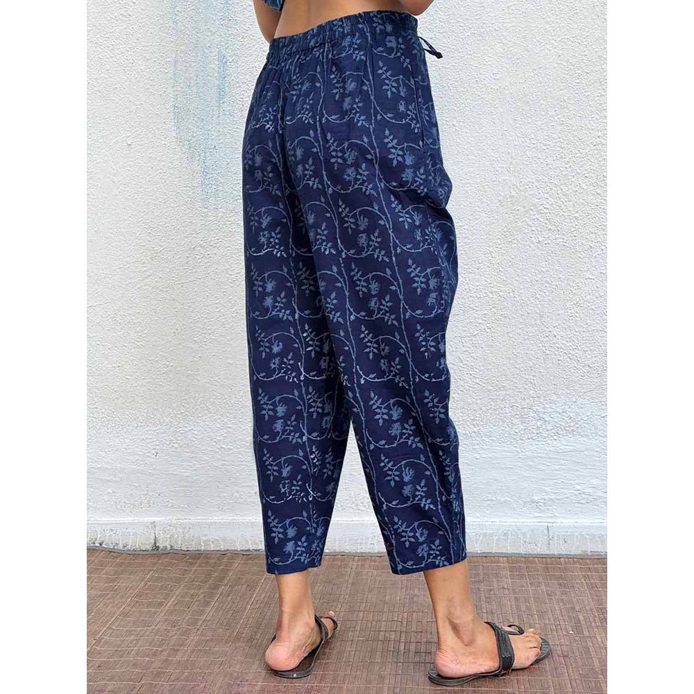 Chidiyaa Navy Blue Honeyberry Block Printed Cotton Pant
