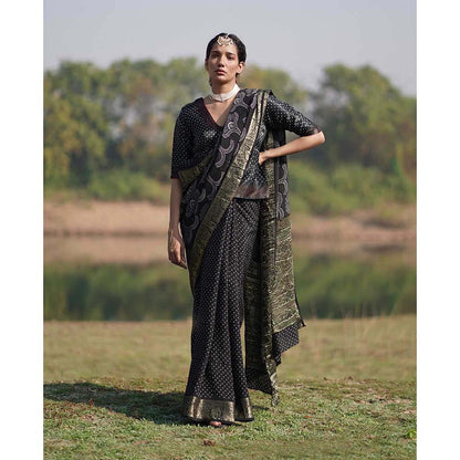 Chidiyaa Rang Barse Rasika Block Print Dola Silk Saree