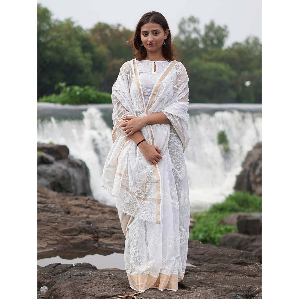 Chidiyaa Safed Milk Glass Kota Doria White Block Printed Saree with Unstitched Blouse