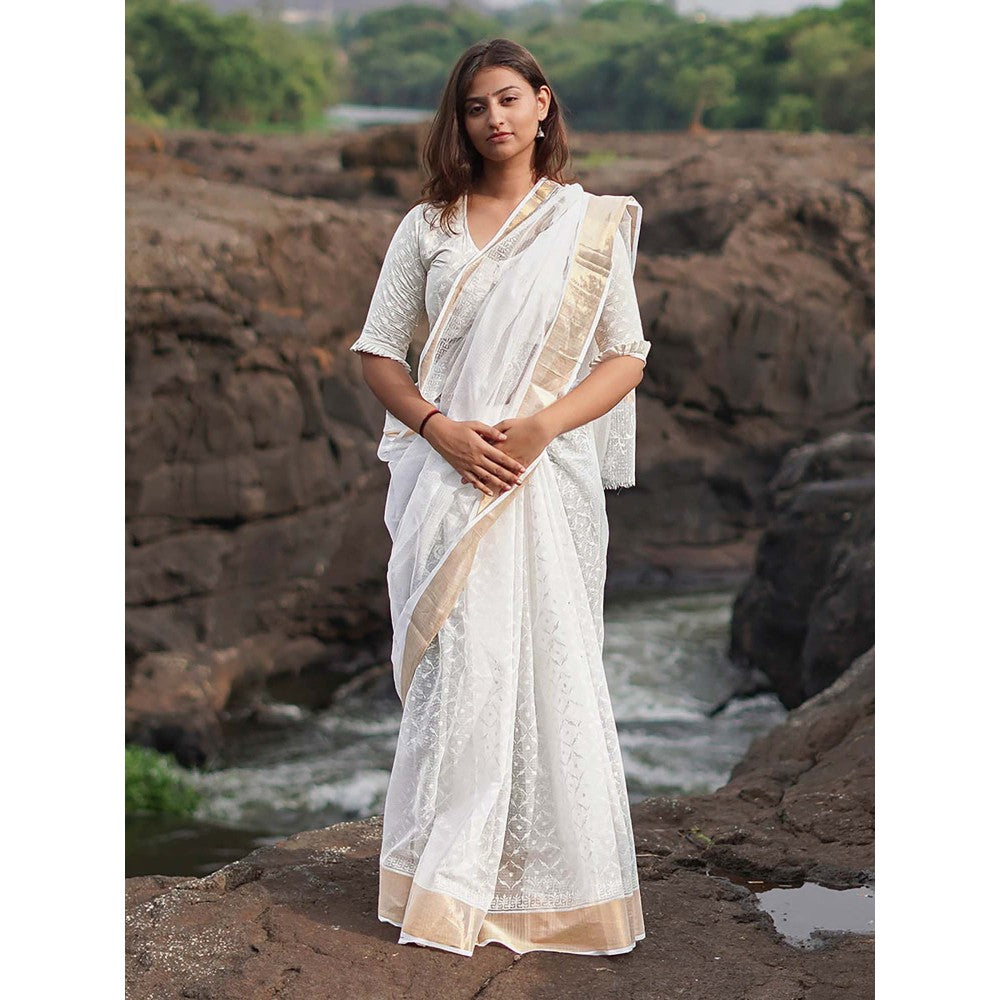 Chidiyaa Safed Birch Moon Kota Doria White Block Printed Saree with Unstitched Blouse