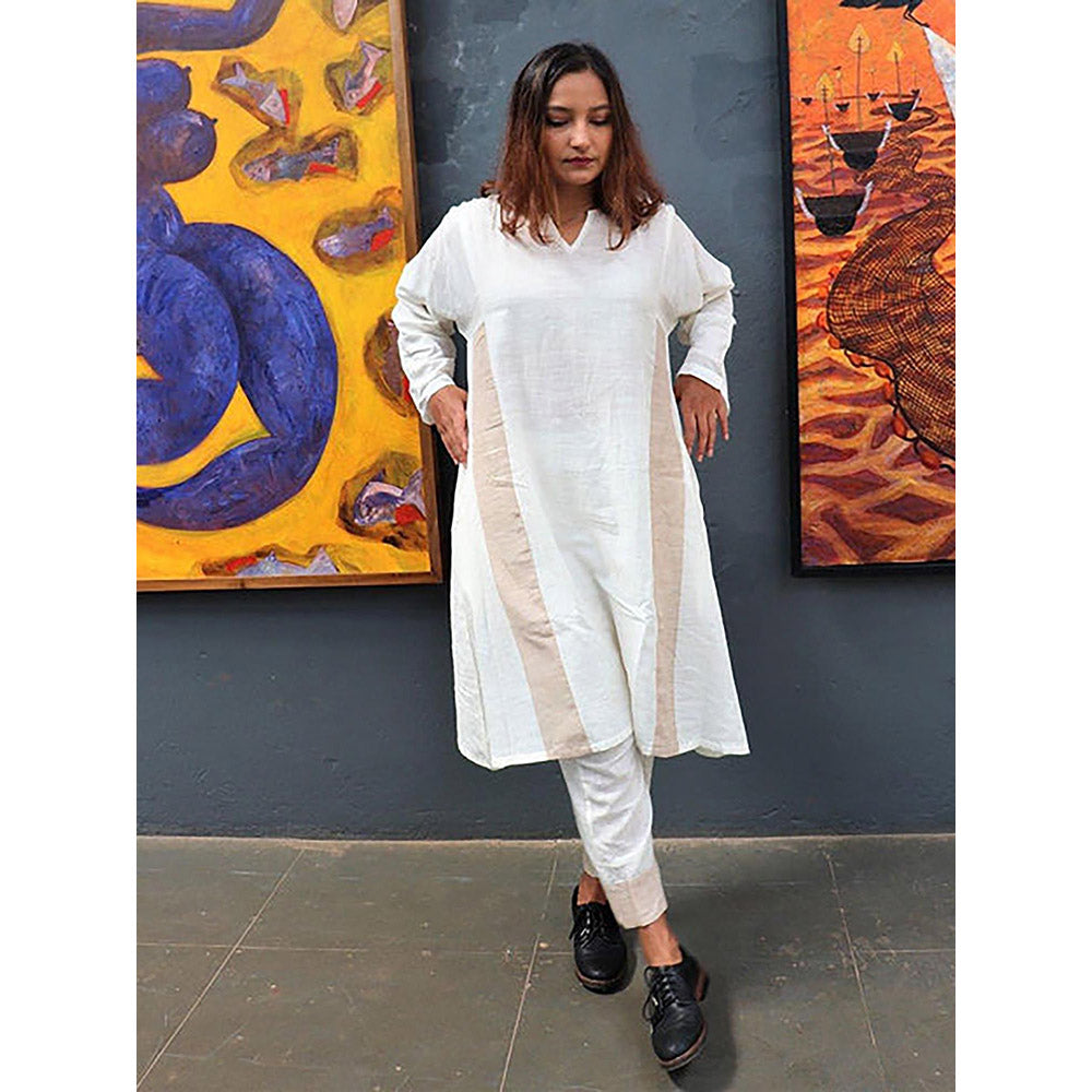 Chidiyaa Handwoven Cotton Milk Kurta with Pant