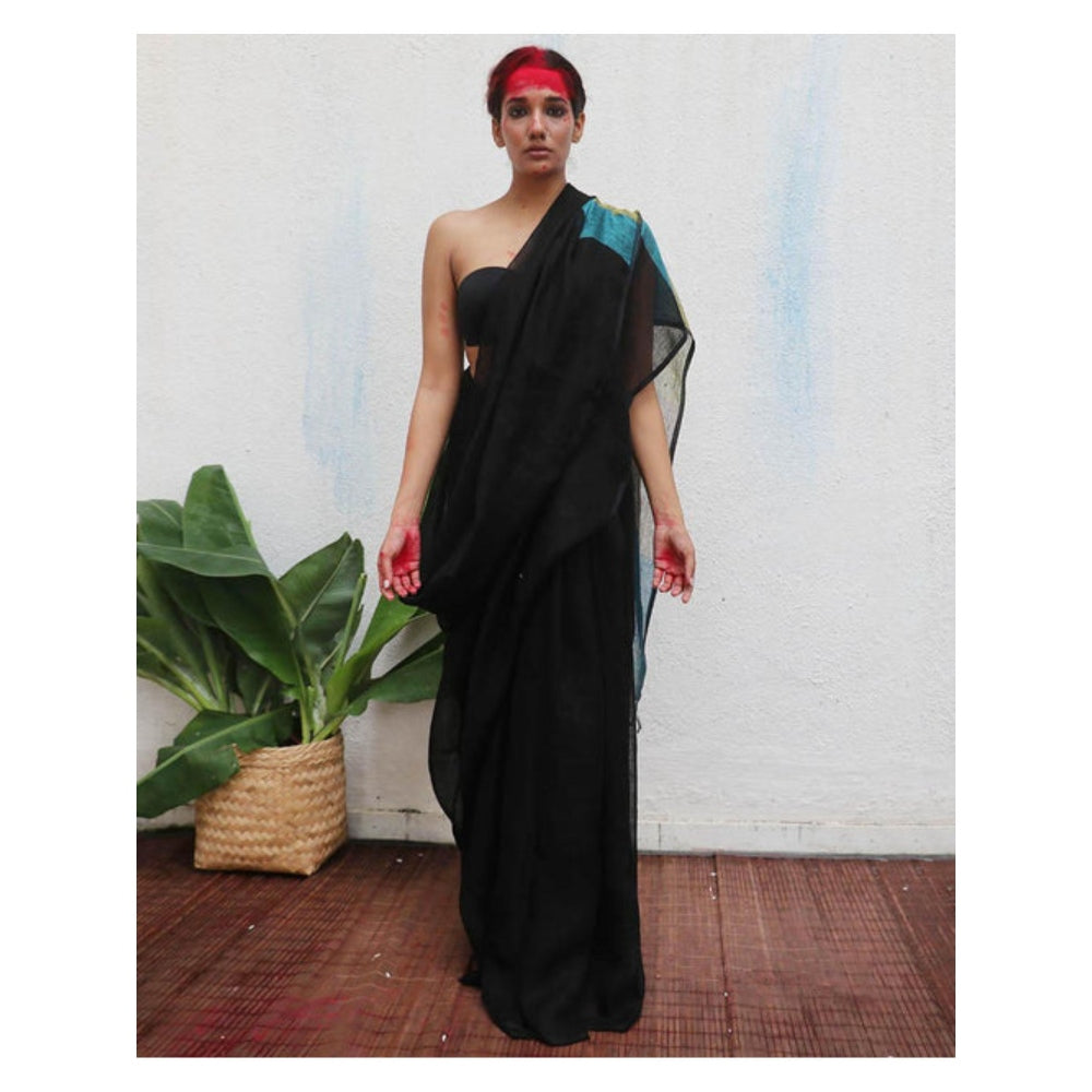 Chidiyaa Virupakshi Black Handwoven Linen Saree with Unstitched Blouse - Kali