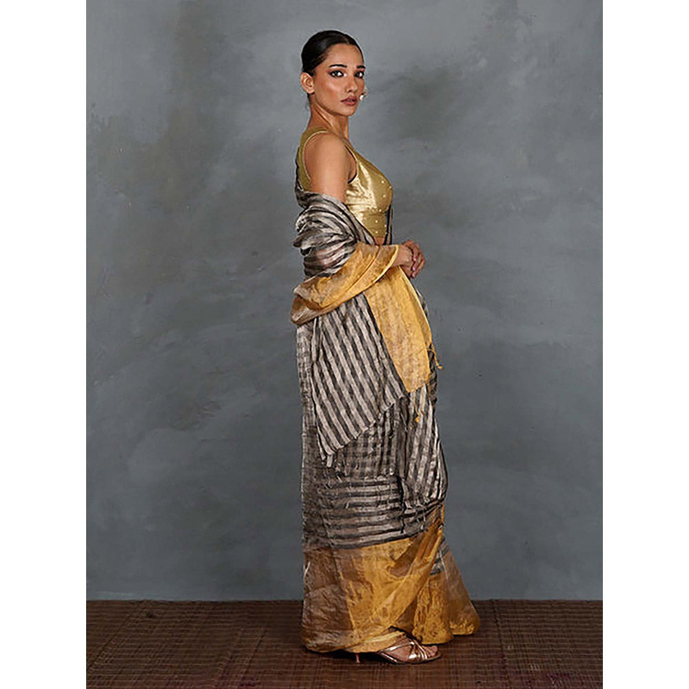 Chidiyaa Burn Soft Handwoven Linen Saree with Unstitched Blouse