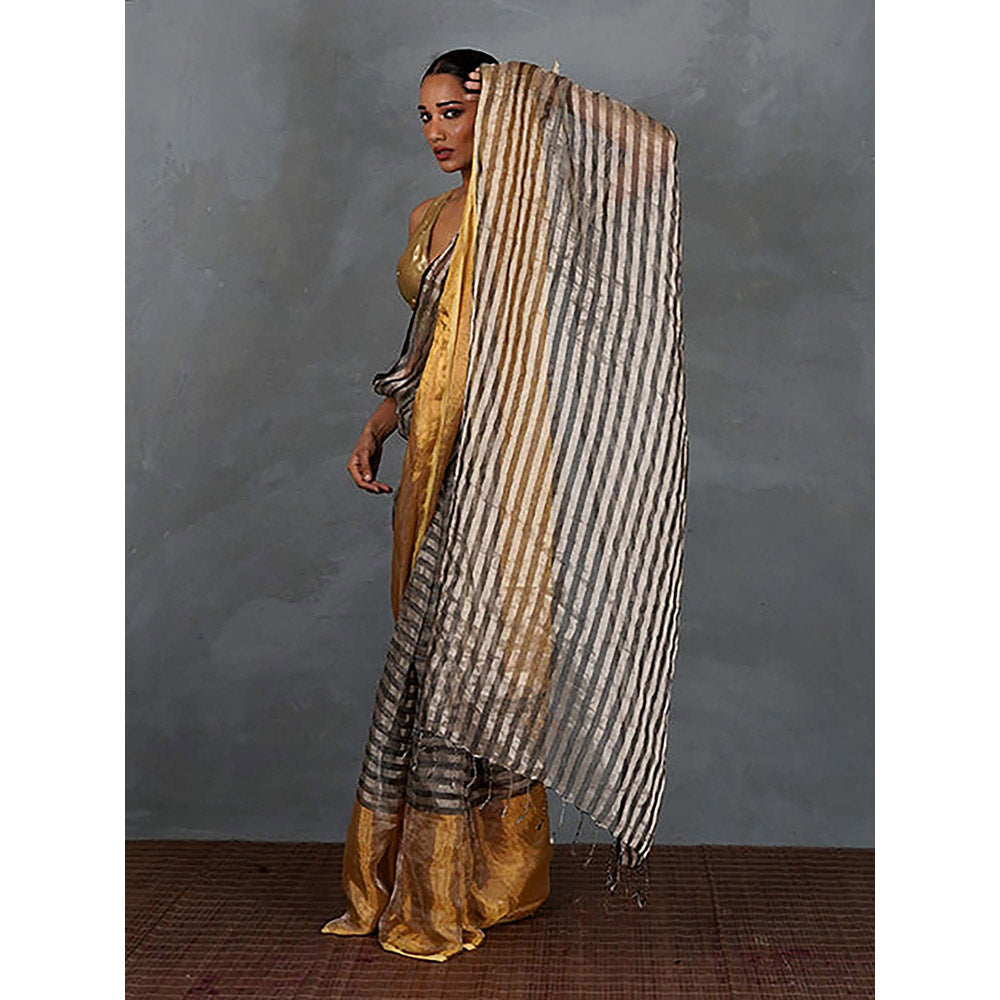 Chidiyaa Burn Soft Handwoven Linen Saree with Unstitched Blouse