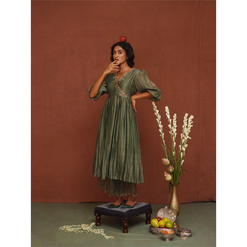 Chokhi Chorri Green Nisha Kurta (Set of 2)