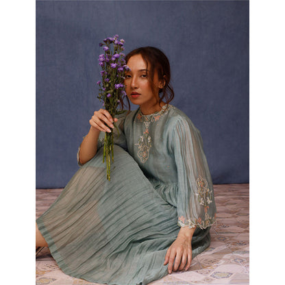 Chokhi Chorri Green Kyra Midi Dress with Inner (Set of 2)