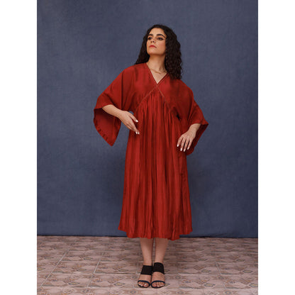 Chokhi Chorri Red Azar Midi Dress with Inner (Set of 2)
