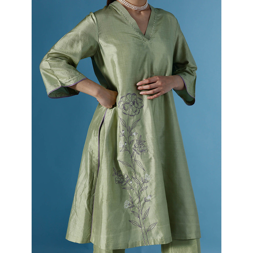Chokhi Chorri ella Kurta with Pant (Set of 2)