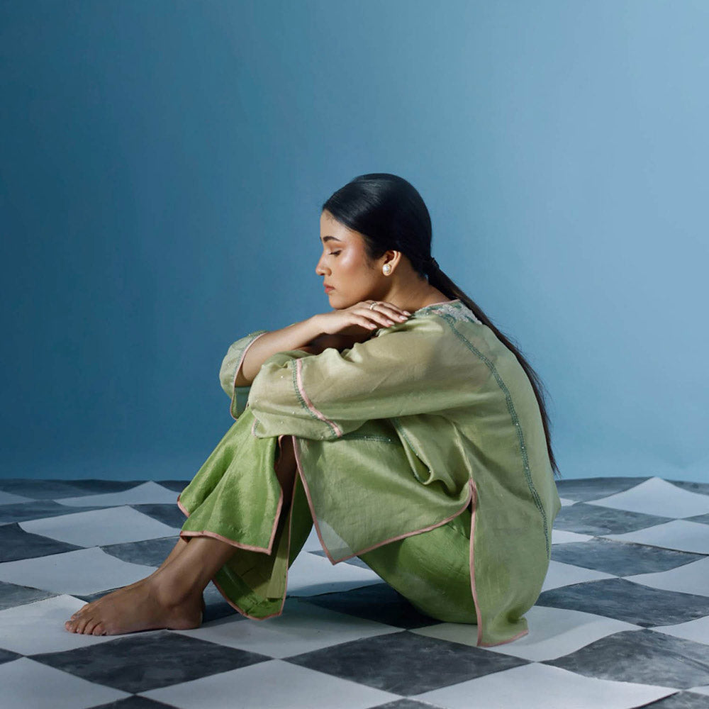 Chokhi Chorri Agnes Top and Pant (Set of 2)