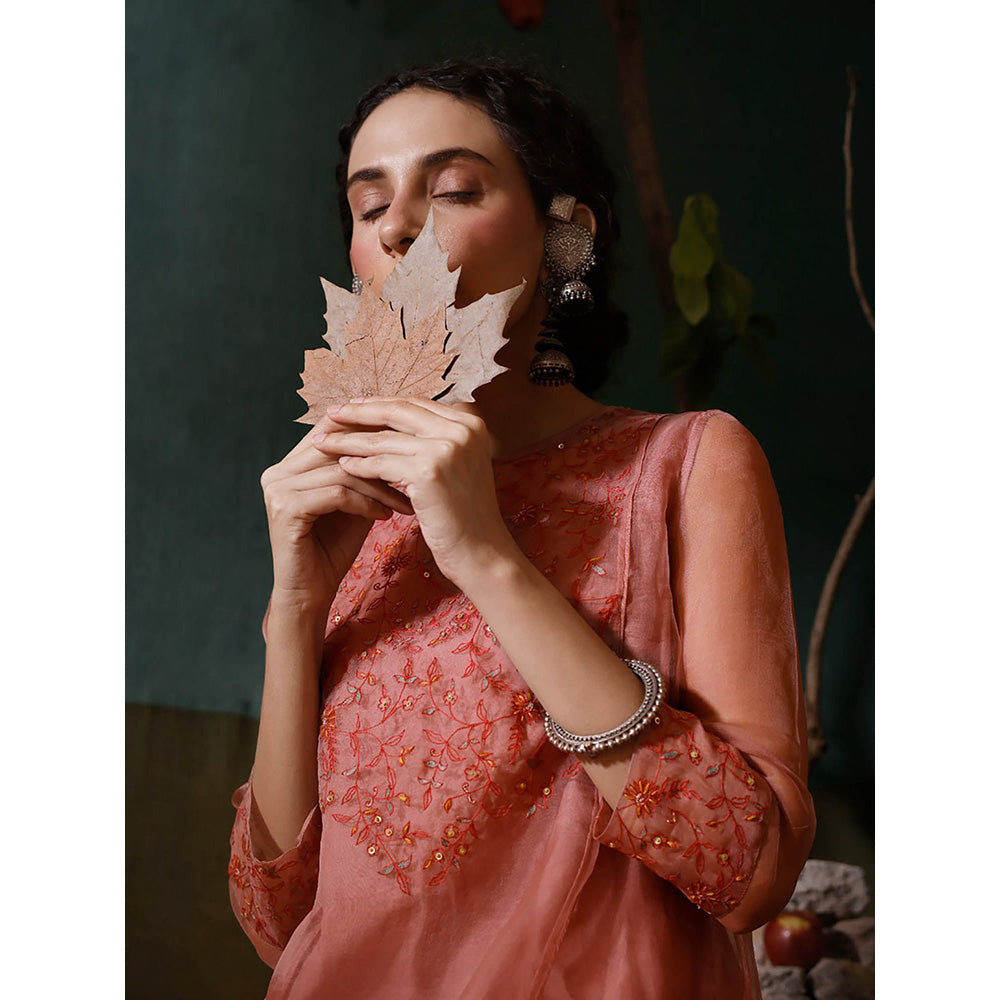 Chokhi Chorri Pink Kurta With Pant (Set of 2)