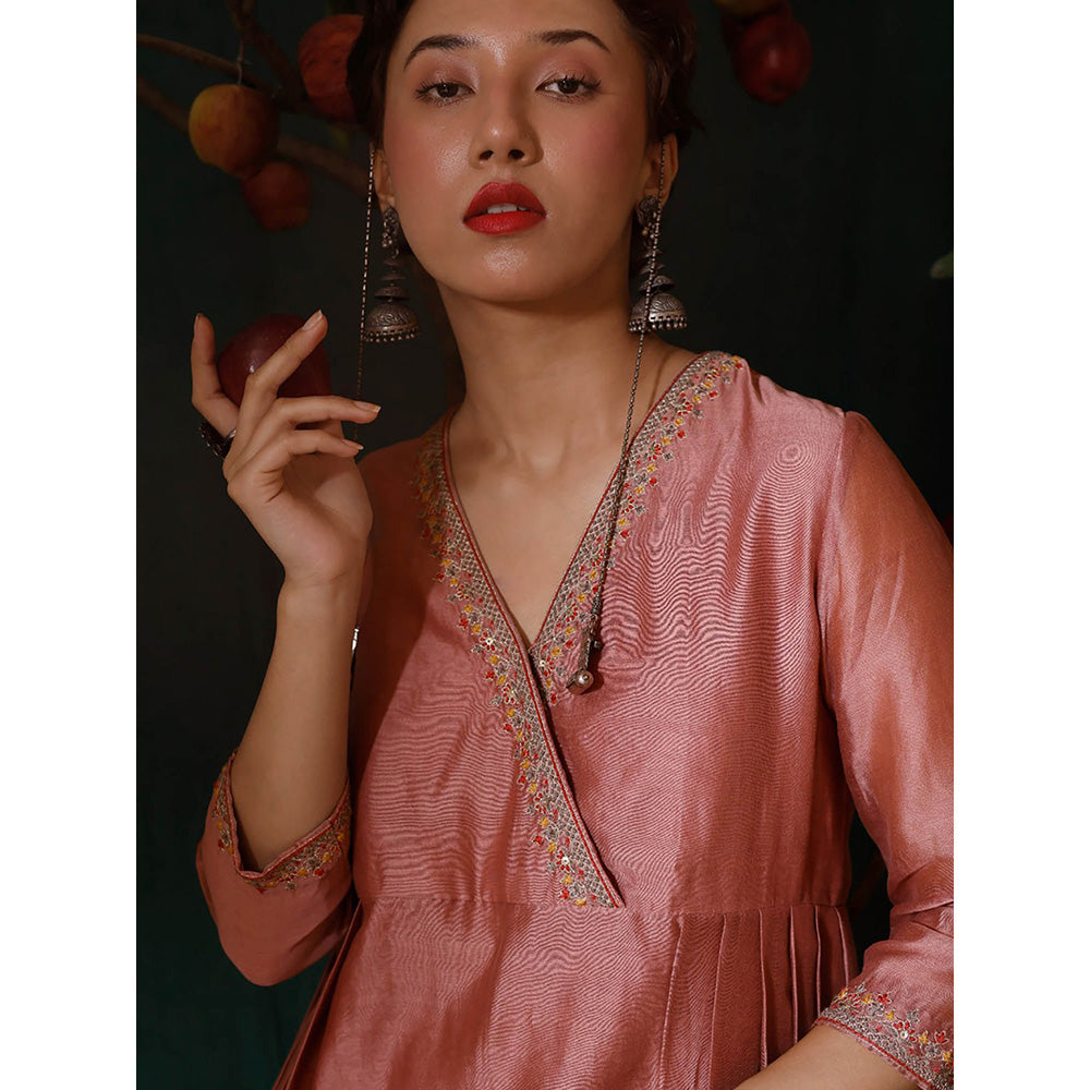 Chokhi Chorri Pink Kurta With Pant (Set of 2)