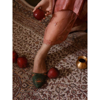 Chokhi Chorri Pink Kurta With Pant (Set of 2)