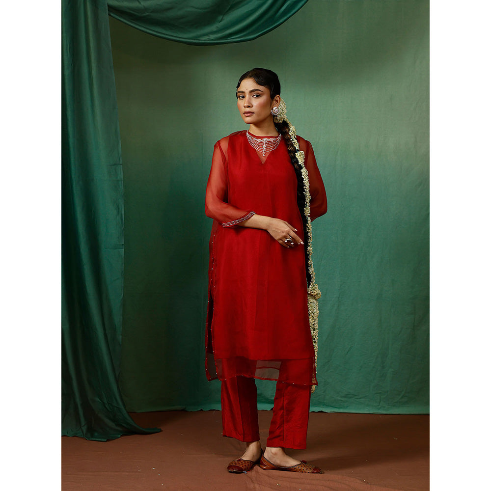 Chokhi Chorri Red Kurta With Inner And Pant (Set of 3)