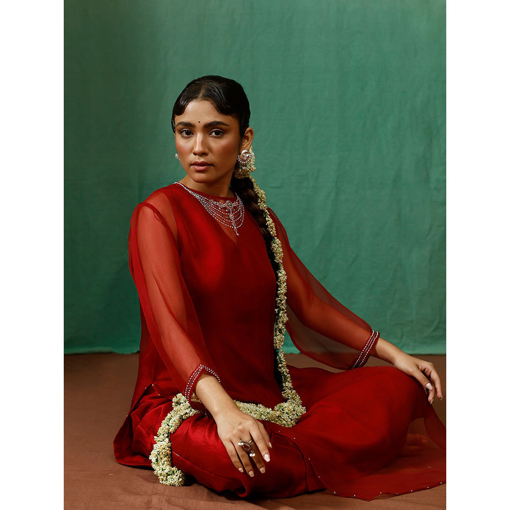 Chokhi Chorri Red Kurta With Inner And Pant (Set of 3)