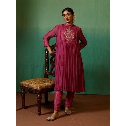 Chokhi Chorri Burgundy Kurta With Pant (Set of 2)