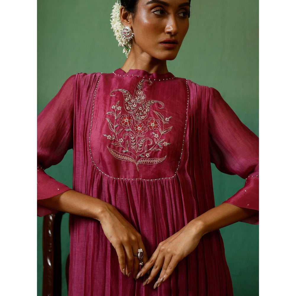 Chokhi Chorri Burgundy Kurta With Pant (Set of 2)